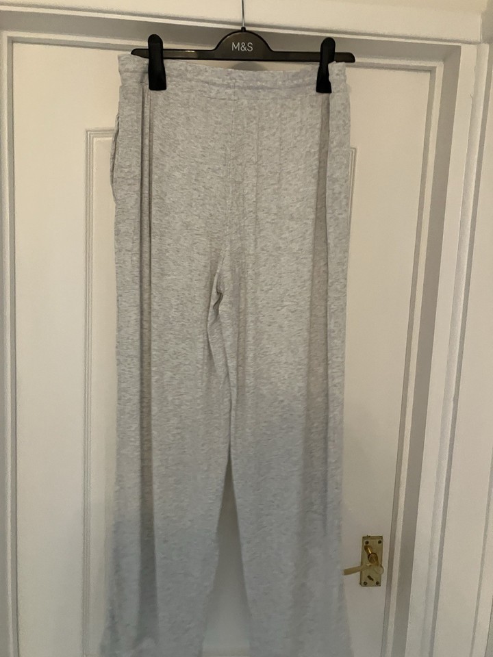 PRIMARK, RIBBED GREY PYJAMAS, SIZE MED, WERE £28.00, NEW WITH TAGS ...