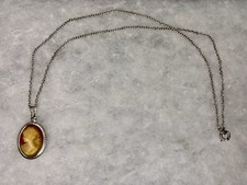 Vintage Cameo Pendant Necklace c. 1975 1985