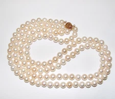 VINTAGE ESTATE AKOYA PEARL DOUBLE STRAND 7MM 14K YELLOW GOLD CLASP NECKLACE 18.5