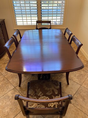 1900-1950 - Duncan Phyfe Dining Room Set