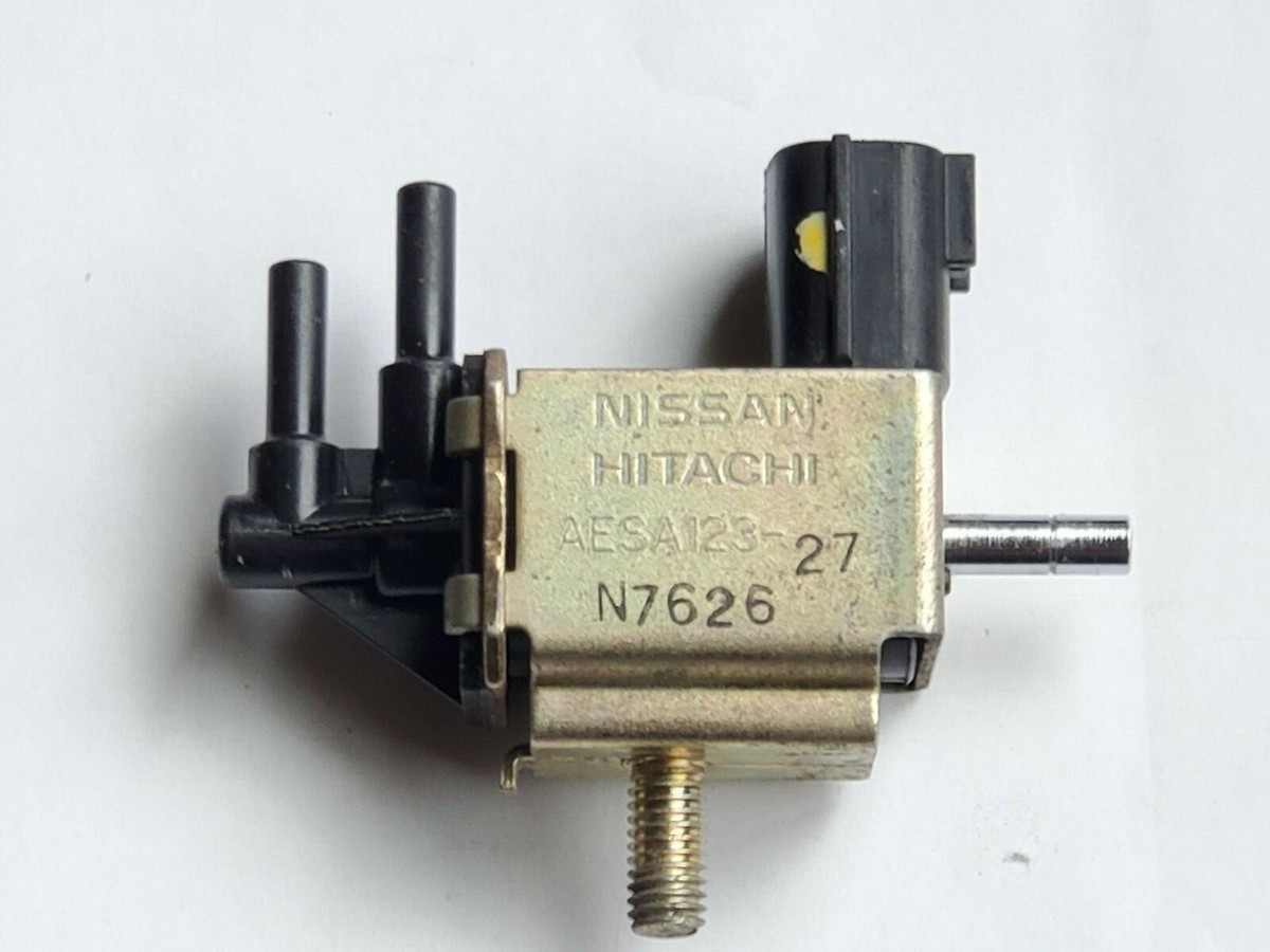 NISSAN MAXIMA QUEST SENTRA 200SX FRONTIER OEM EGR VACUUM