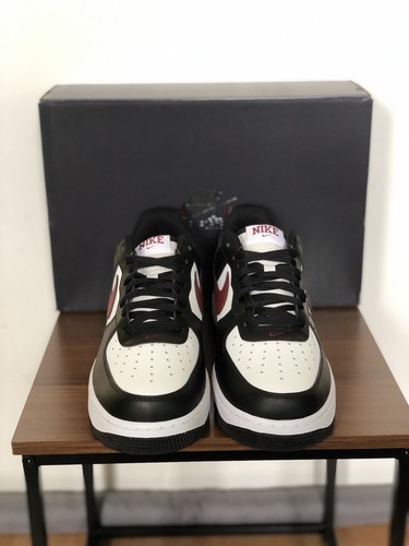 Nike Air Force 1 Low‘07 Weiß Schwarz Rot 44,5 - Bild 2 von 6