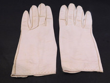  VINTAGE LADIES CREAM LEATHER GLOVES UNLINED SIZE 6.5