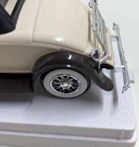 1/43 Model Car Solido Duesenberg Spider no. 4035 USA - Picture 16 of 24