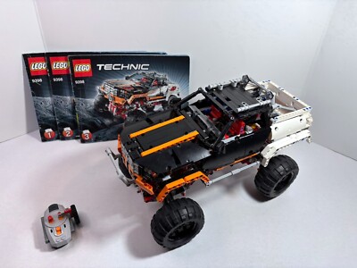LEGO Technic: Model: Off-Road  4 x 4 Crawler 9398 remote. Power functions. LOT B