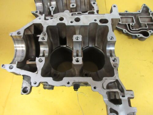 BRP ski-doo Rotax 600 ACE type 602 crankcase ass'y #420892853 - Bild 6 von 13