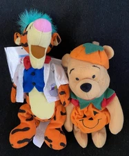 Disneyland HALLOWEEN Mad Scientist TIGGER Pumpkin POOH Bean Bags Mint!