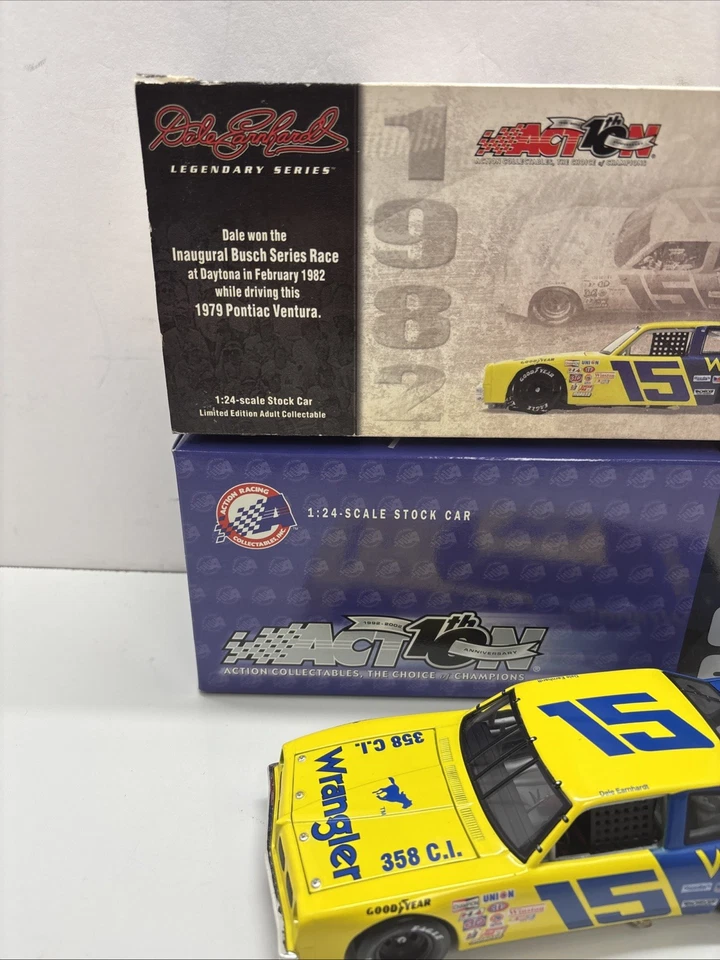 Pontiac Ventura 1979 Action 1/24 Dale Earnhardt Legendary Series #15 Wrangler Foto 2 de 4