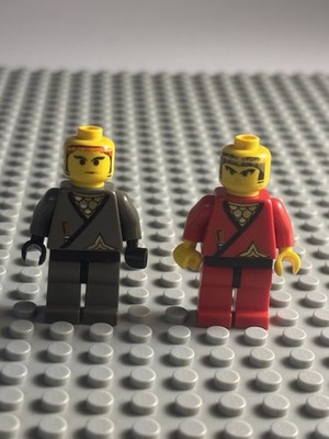 LEGO Castle Ninja Vintage Minifigure Lot x2 Red Gray 1998 1999 Incomplete