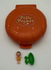 Polly Pocket Vtg 1989 Tammy's Palm Tree Island Bluebird Toy w/ Figure & Canoe