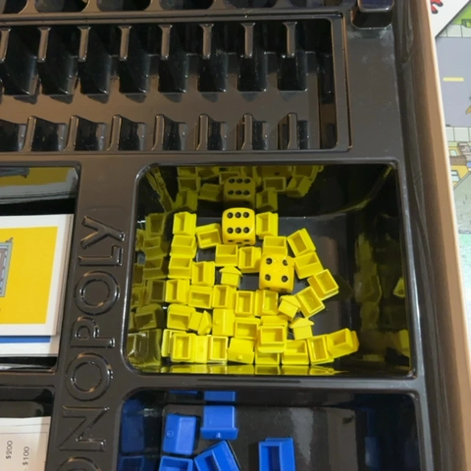 Hasbro Simpsons Monopoly Board Game Collectable Pewter Tokens Family Fun - Image 4 of 4