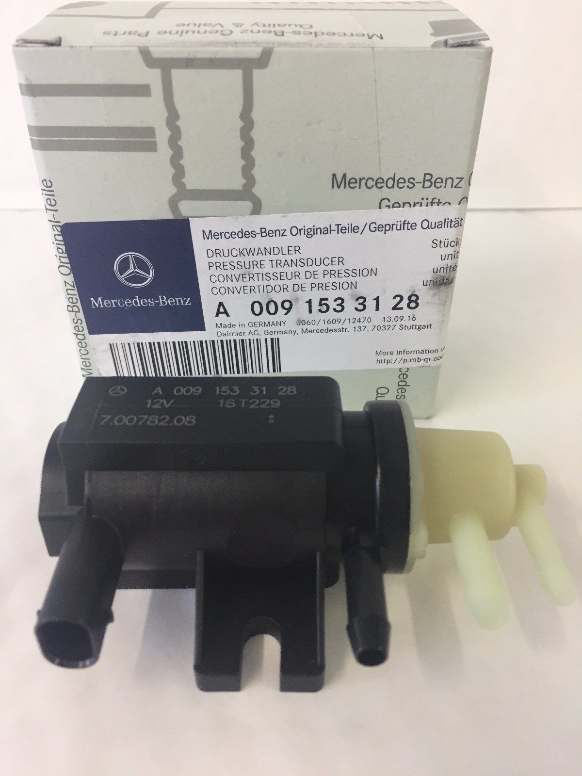 Genuine MercedesBenz OM651 Engine Turbocharger Pressure Transducer
