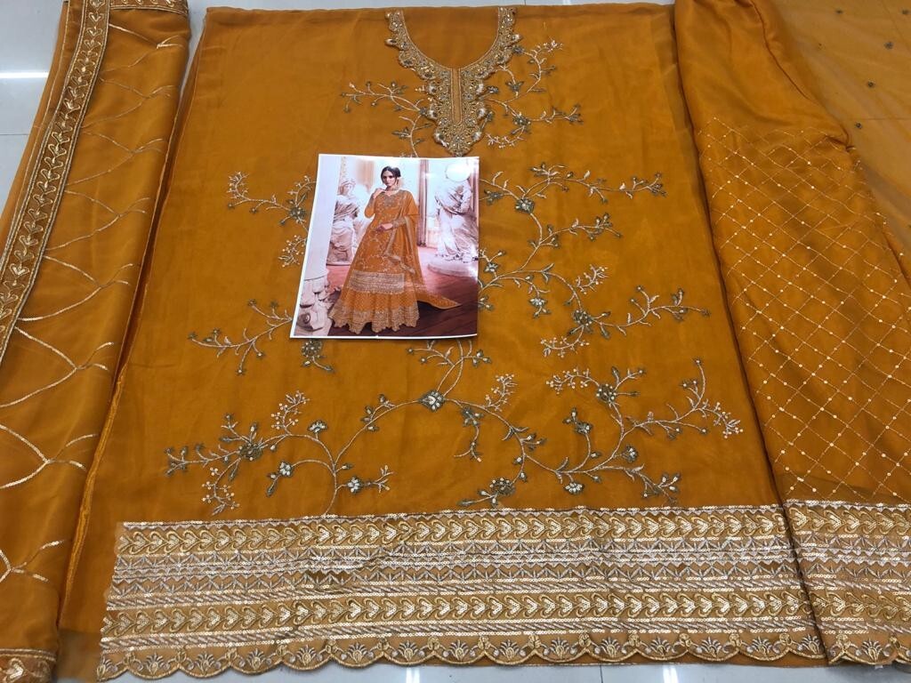Picture 5 of 6