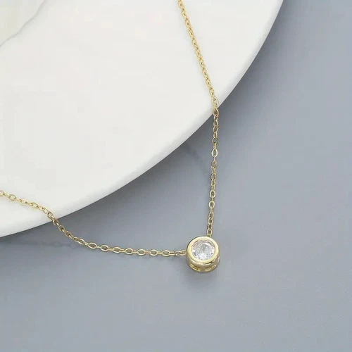 Luxury Personality Exquisite Round Shape Zircon Necklace Female Clavicle Golden video thumbnail