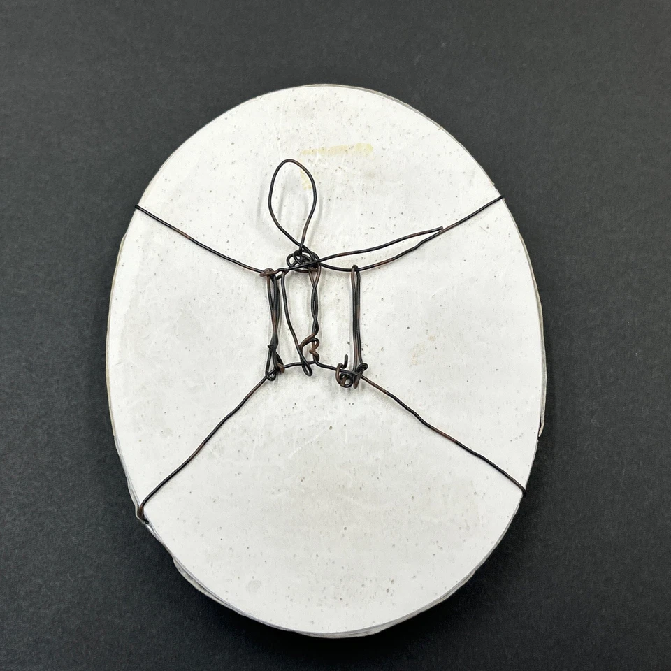 Vintage Hand Made Plaster Raccoon Art Transfer Oval Wall Plaque Decor 5 x 4 in - Image 3 of 4