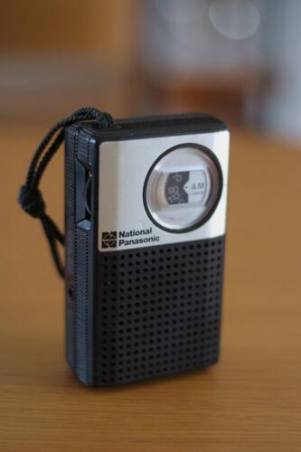 Radio-cassette Toshiba RT-200S Vintage - Boombox Portable FM/MW/SW - Occasion Fonctionnel