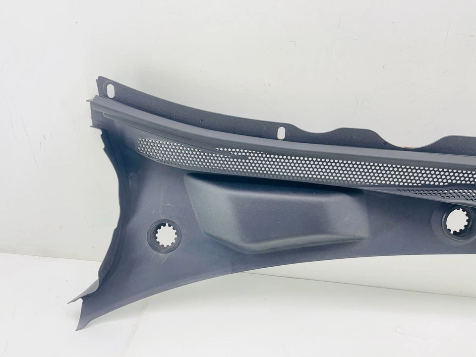 2018-2020 BUICK REGAL Front Windshield Cowl Grille Panel Cover OEM - Изображение 2 из 4