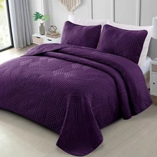 California King Quilt Bedding Set, Lightweight Deep Purple Oversized King Bed...