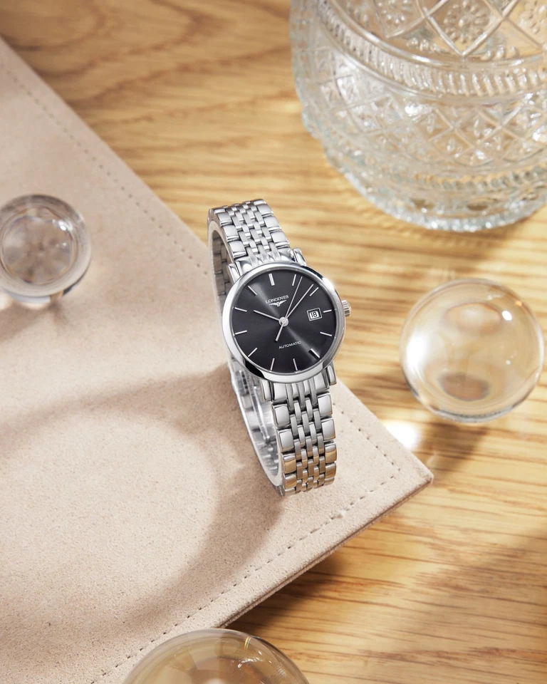 浪琴表优雅系列自动表女士腕表 - L4.310.4.72.6 — 第 2/4 张图片