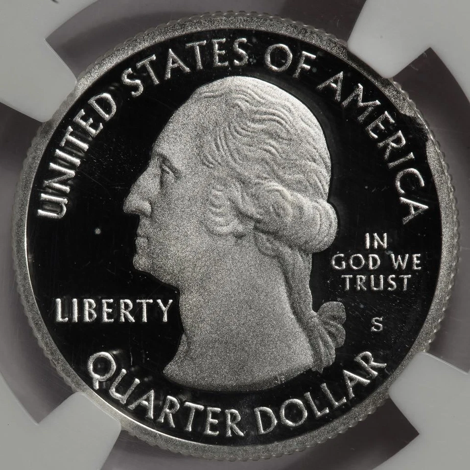 2014S NGC PF69 Curved Clip Great Smoky Mountains Silver Proof Quarter Mint Error - Image 2 of 4