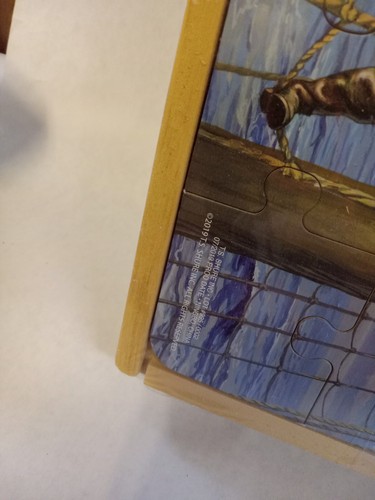 T.S. Shure Classic Handmade Quality Wood Box pirates of paradise 4-24 piece sets - Picture 4 of 5