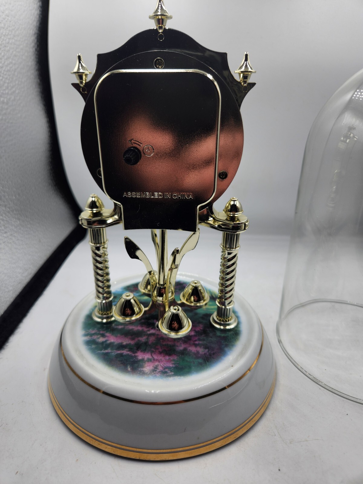 Thomas Kinkade Anniversary Clock with Westminster Chime/Pools of