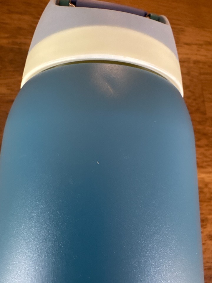 Owala FreeSip Insulated Stainless Steel Water Bottle with Straw 32oz