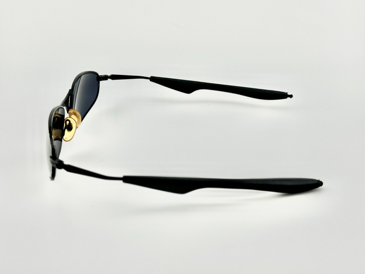 Vintage Oakley Sunglasses E Wire Black W/ Gray Mirror Lens Vintage Oakley Sunglasses E Wire Black W/ Gray Mirror Lens