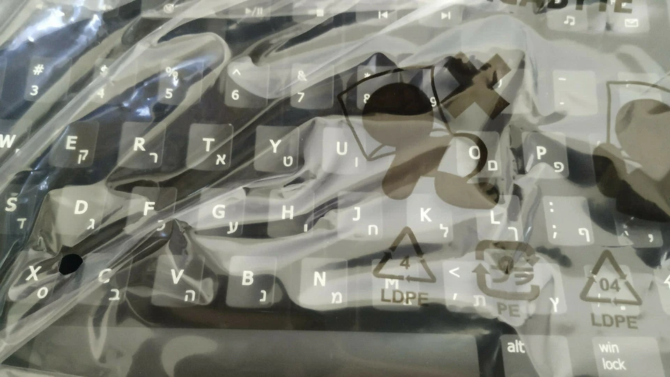 Gigabyte FORCE K81 Mechanical KeySwitch Gaming Keyboard English Hebrew USB Wired - Image 4 of 4