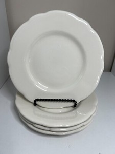 BUFFALO CHINA RESTAURANT Dessert Plates Off-White, Scalloped Edge USA Set 4