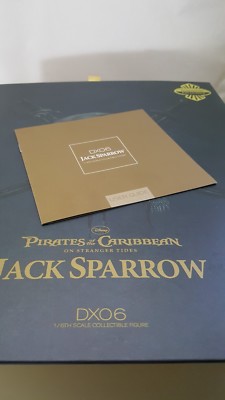 Hot Toys DX06 POTC Disney Captain Jack Sparrow 1:6 action figure's user guide