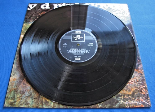 Pink Floyd 'A SAUCERFUL OF SECRETS' 1970 UK LP -1 -1 'MISPRINT ERROR 'EXCELLENT'