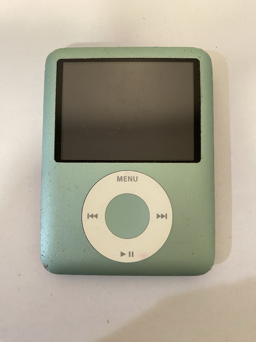 Apple iPod Nano 3rd Generation 8GB - Light Green - Lock Button