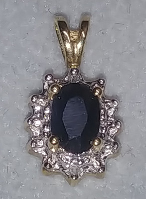 10K GOLD SAPHIRE DIAMOND PENDANT