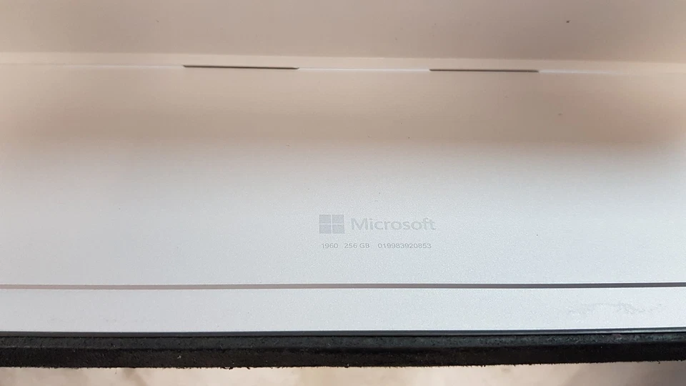 Microsoft Surface Pro 7+ Plus 12.3" Laptop Intel Core i5-1135G7 16GB 256GB SSD - Image 3 of 4