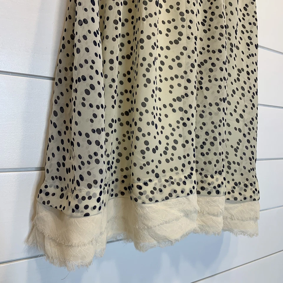 Vestido DOUBLE ZERO Mediano Negro Crema Lunares Borde Crudo Forrado Cuello en V Sin Mangas Foto 3 de 4