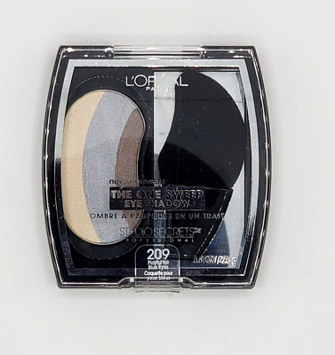 L'Oréal Paris STUDIO SECRETS The One Sweep Eye Shadow 209 Playful For Blue Eyes