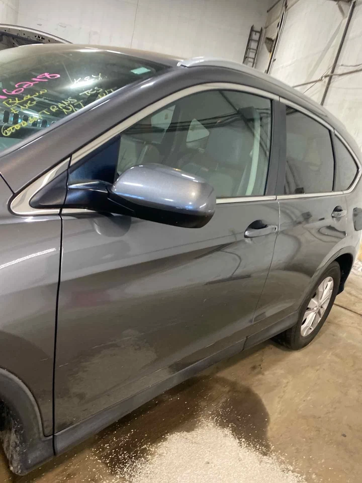 Used Front Left Door Assembly Front fits: 2014 Honda Cr-v electric w/security la - Image 2 of 4