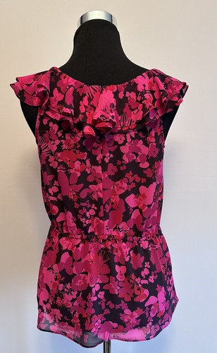 NWOT Express Ruffle Sleeveless Dark Fuchsia /Black Top sz M - Picture 7 of 12