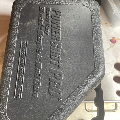 POWERSHOT PRO ELECTRIC STAPLE AND NAIL GUN 9100K PRELOVED! eBay