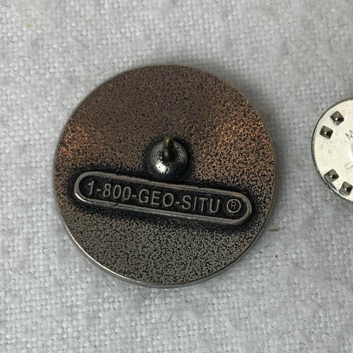VTG US Geological 1913 Survey Benchmark White Mountain Peak VA Pin Pinback - Picture 2 of 4