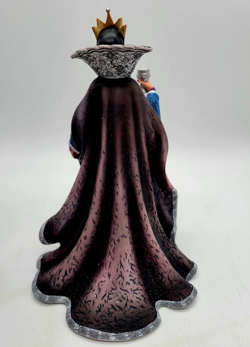 Disney Showcase Evil Queen Snow White Couture de Force Disney Showcase Evil Queen Snow White Couture de Force