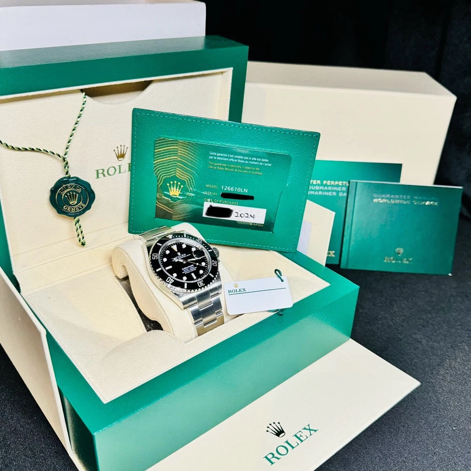Nuevo en caja Rolex Submariner Date 41 mm bisel negro, 126610LN, ¡caja y papeles sin usar! Foto 3 de 4