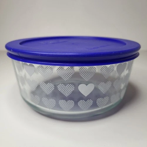 Pyrex 4 Cup Storage Bowl White Hearts Valentines Day With Blue Lid