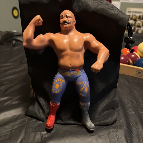 1984 LJN Titan Sports WWF Iron Sheik Wrestling Fig...