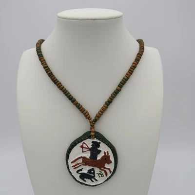 Vintage Medallion Halskette Tribal Art Uhreinwohner Schmuck Handarbeit - Bild 1 von 4