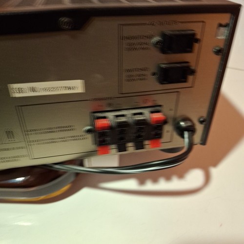 Receptor amplificador estéreo de sonido natural Yamaha RX-500U - falta uno TREBLE NOB - Imagen 9 de 10