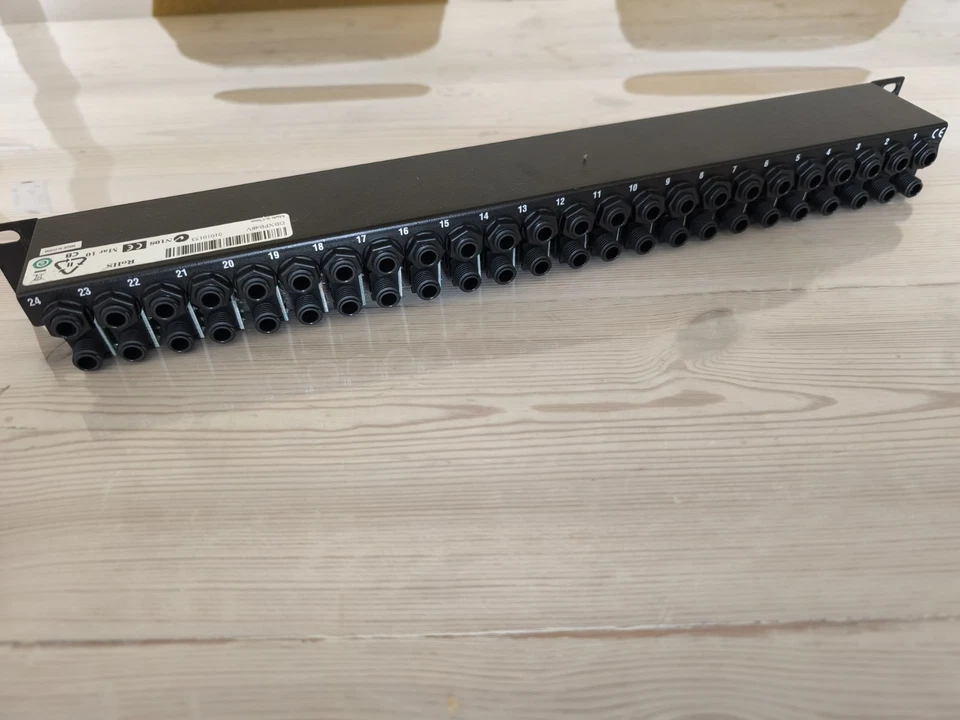 DBX 48 Point Patch Bay PB-48 - Image 2 of 2