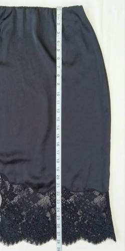 size 2 Aritzia Wilfred Black Sonnet Satin Lace Slip Skirt Elastic Waist Side-Zip - Picture 24 of 24