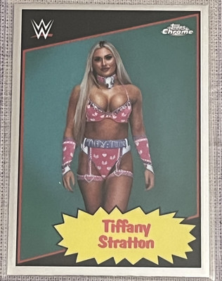 2025 Topps Chrome WWE Tiffany Stratton 1985 Insert Current Throwback #85TC-TS